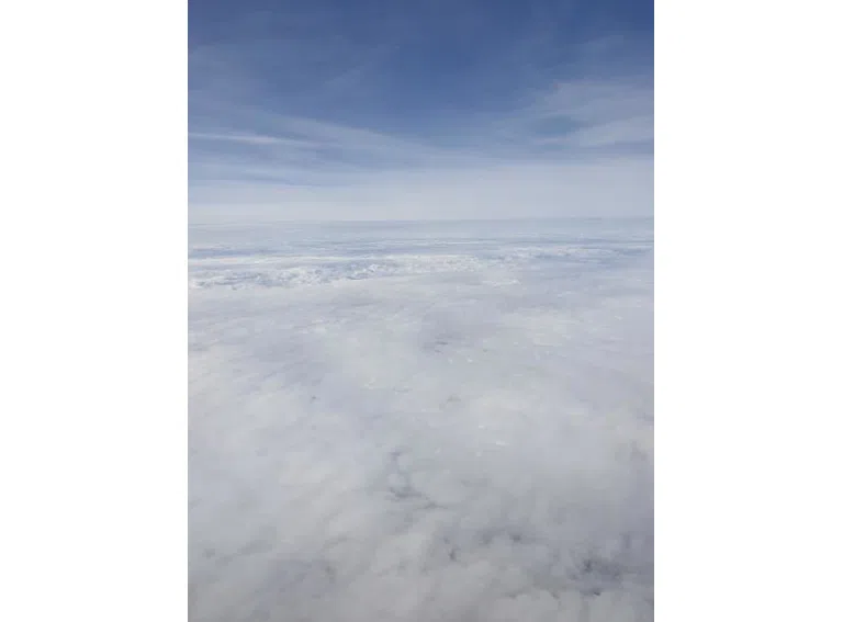 Ueber-den-Wolken-3