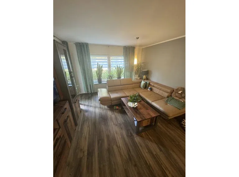 26 Wohnzimmer