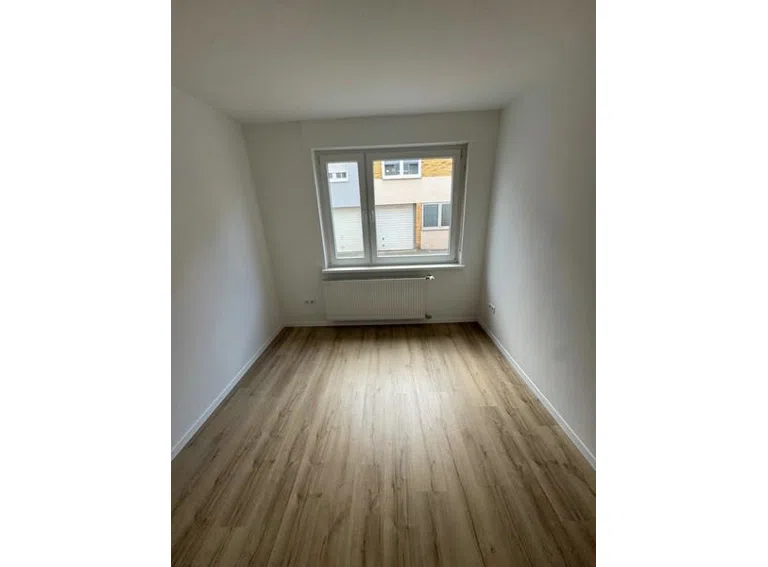 12 Zimmer