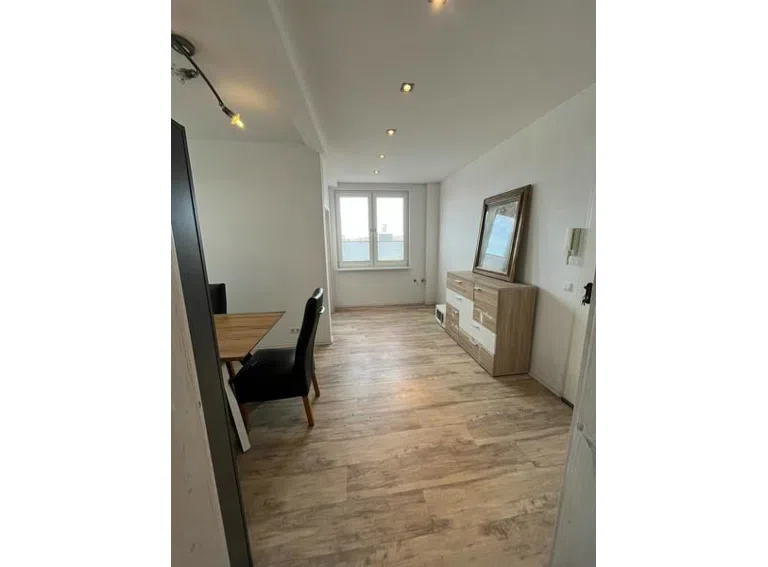 34 ELW Flur Eßzimmer