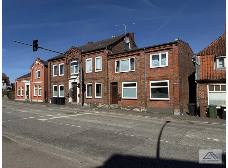 Straßenansicht