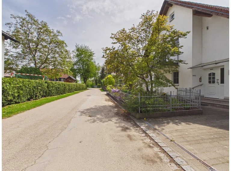 Straßenansicht