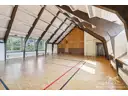 Mehrzweckhalle