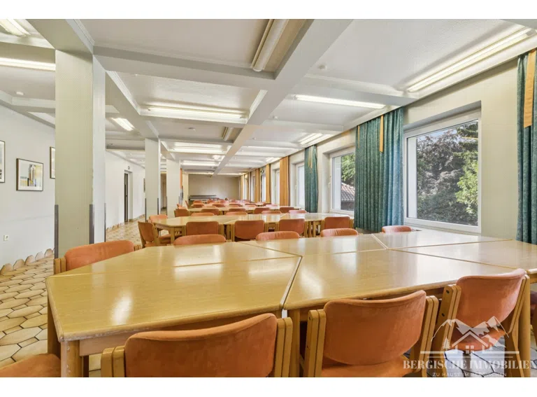 UG - Speisesaal
