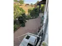 6 Hof hinter dem Haus mit Haupteingang