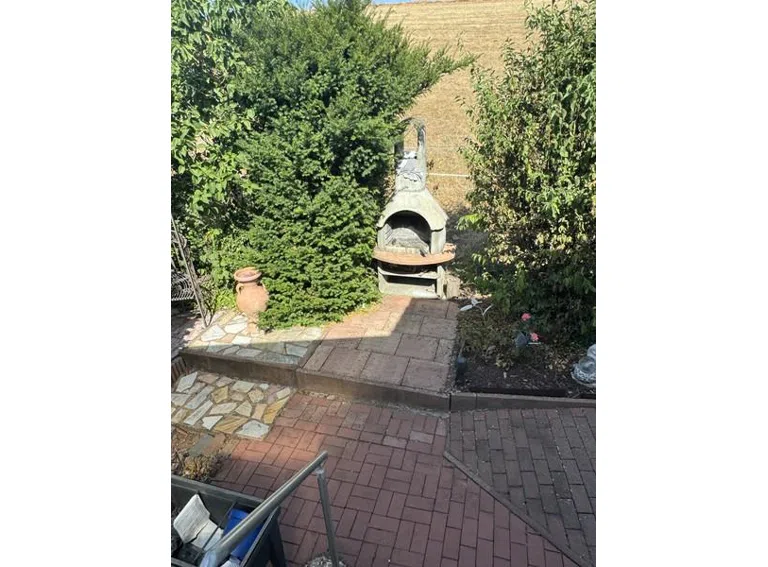 5 Garten mit Grillplatz