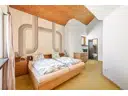 Schlafzimmer mit En-suite-Bad