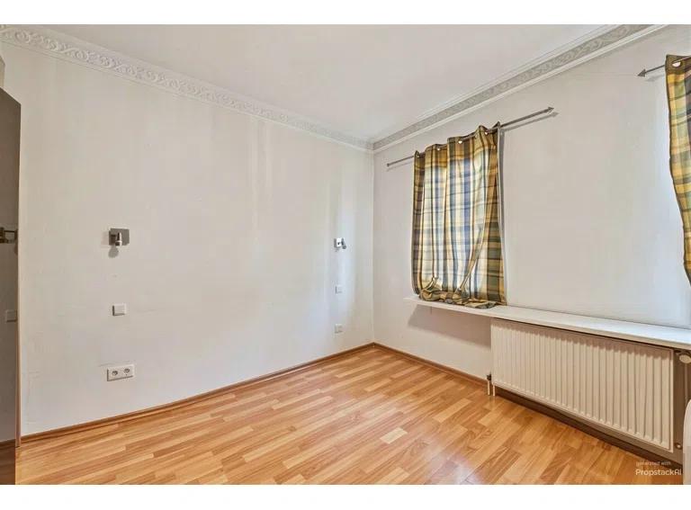 Schlafzimmer Maisonettewohnung (KI-optimiert)