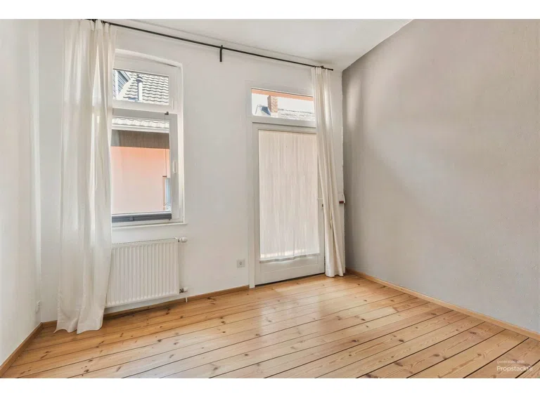 Schlafzimmer (KI-optimiert)
