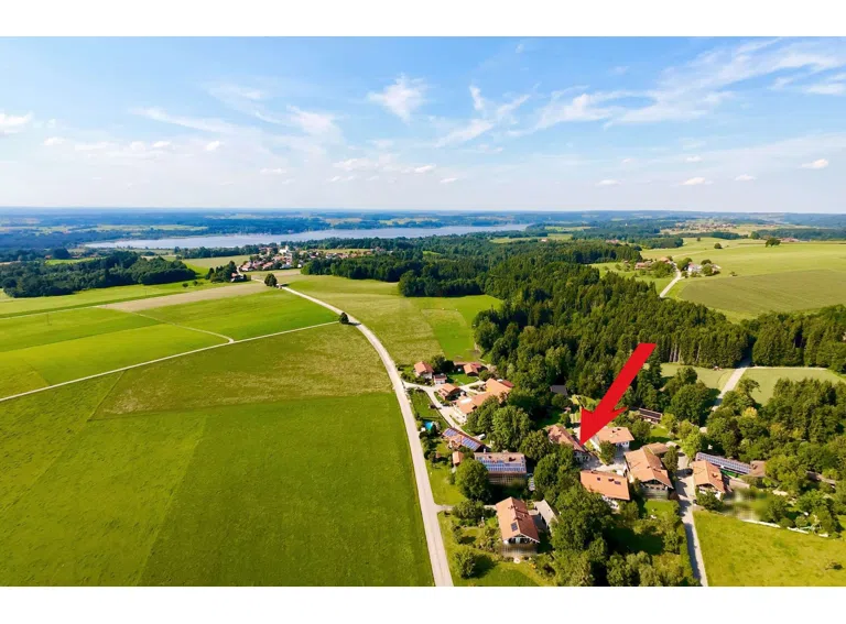 Lage (Blickrichtung Simssee)