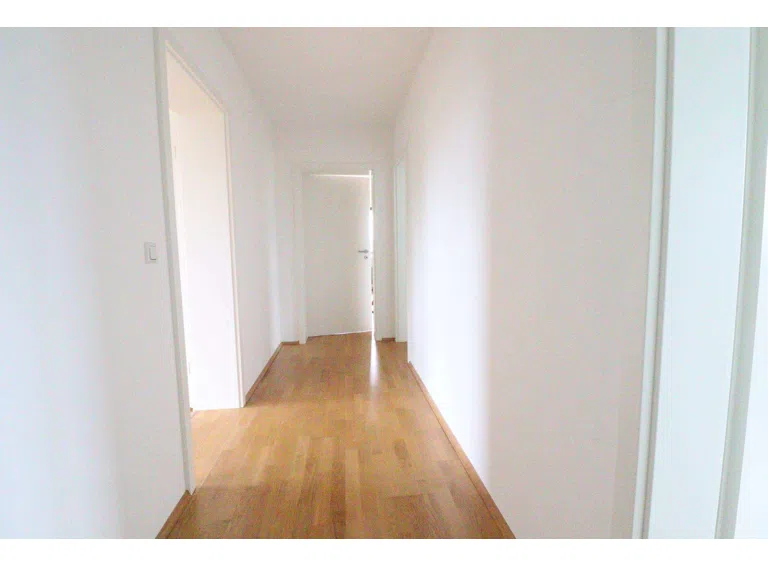 DG - freie Wohnung - Flur - Bild 2