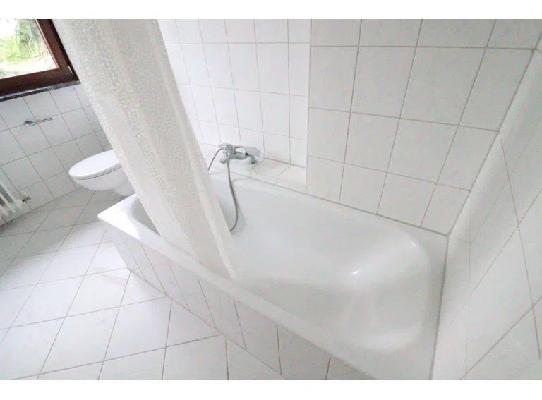 DG - freie Wohnung - Badezimmer - Bild 2