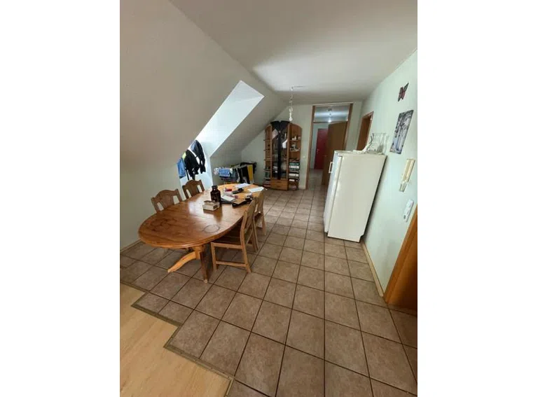 5 Eßzimmer