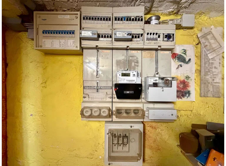 Elektroverteilung / Sicherungen