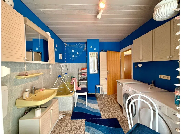 Bad Wohnung EG