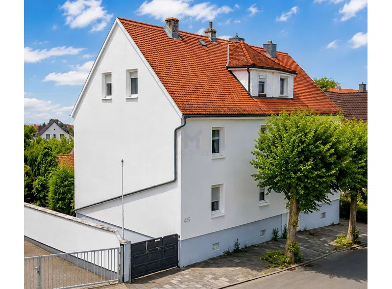 Straßenansicht