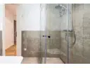 Traumbad mit Regendusche
