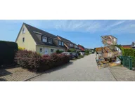 Bild von Reihenmittelhaus mit Süd-Garten & Gartenhaus in beliebter Häuser, in Rostock, 97.0 m², 3.0 Zi., Bj. 2001