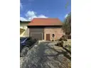 7 Hof mit Scheune Garage und Stall