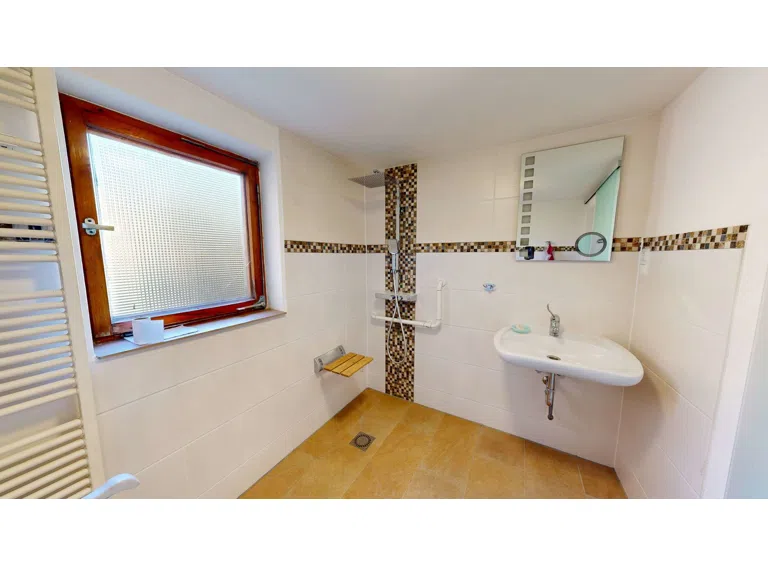 Badezimmer Altbau altersgerecht