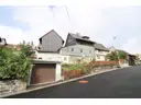 Grundstück- Haus Rückseite - Einzelgarage - Garten