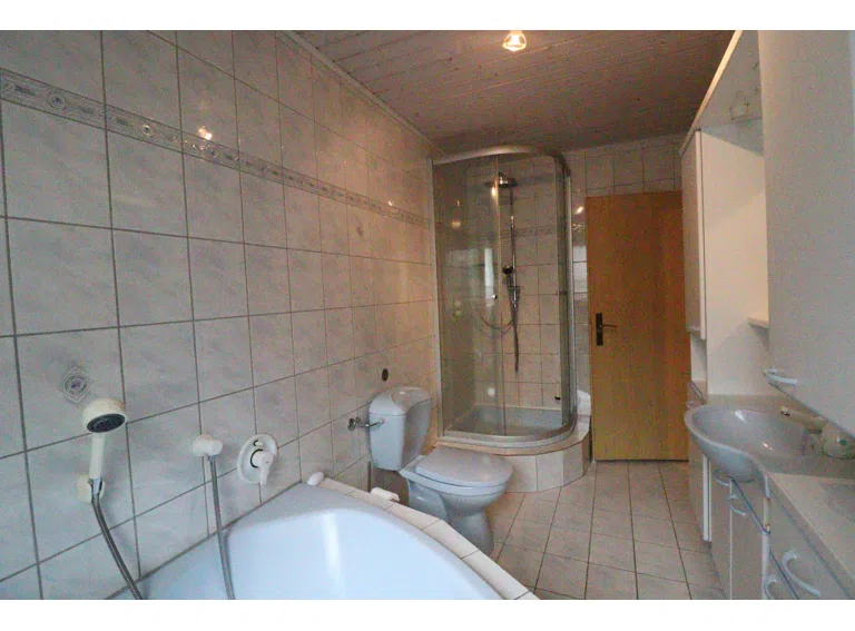 EG - Bad - Dusche