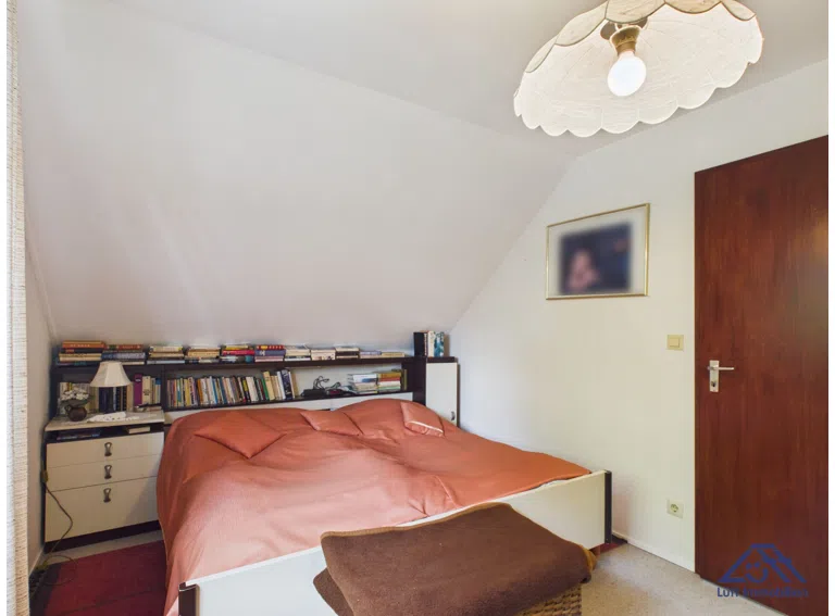 Zimmer 2 Dachgeschoss - Lütt Immobilien Schwentinental