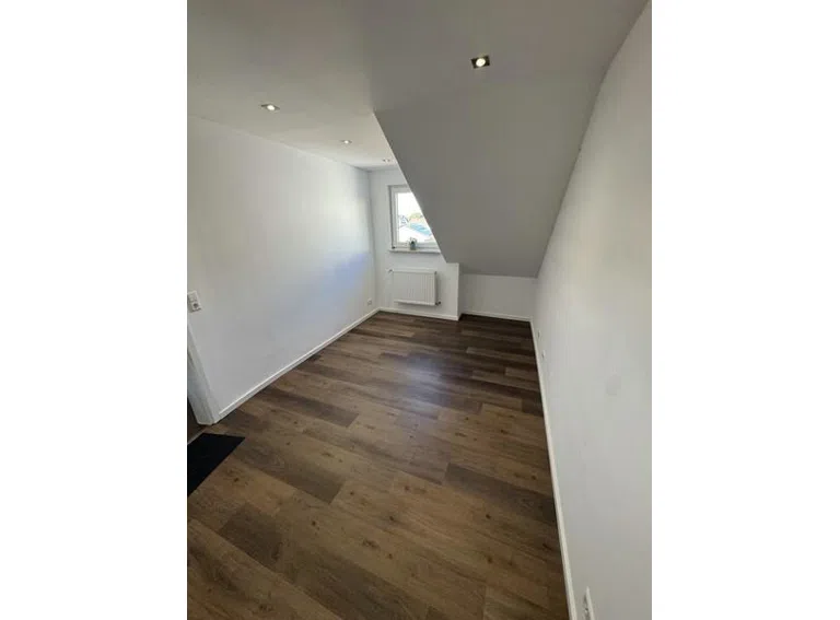 49 Raum im ausgebautem DG