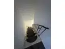 38 Treppe zur zweiten Wohnebene der Hauptwohnung