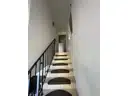 27 Treppe zur Hauptwohnung im OG