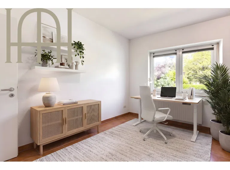Arbeitszimmer EG