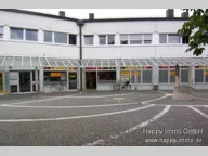 Titelbild für In einem gewachsenen Wohngebiet steht ein Lebensmittelmarkt mit vorhandenen Mieter