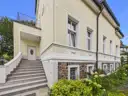 Zugang zum Haus vorne
