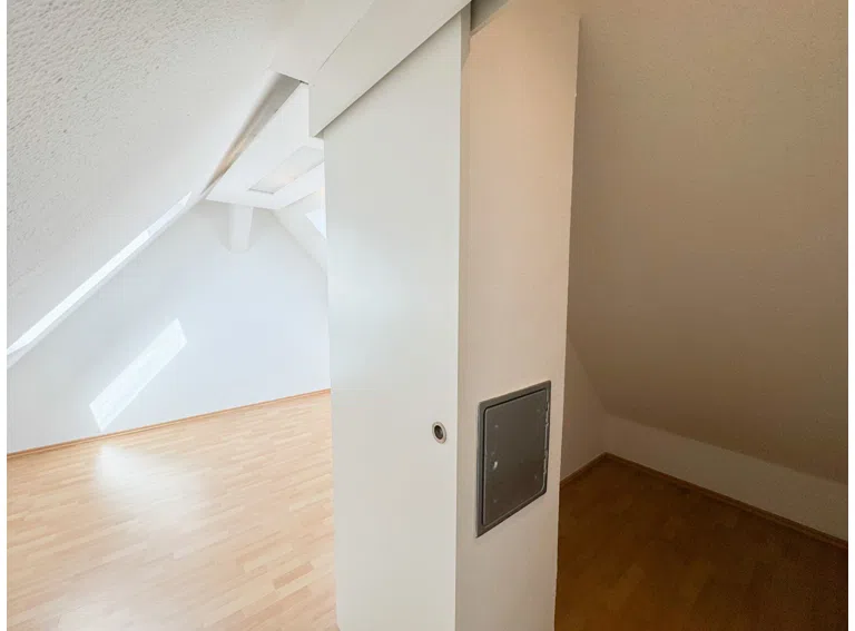 Ebene 2 - Zimmer + Abstellkammer
