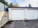 Garage (links)