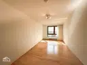 Arbeits-/Kinder-/Schlafzimmer