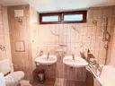 Badezimmer 1 mit Wanne