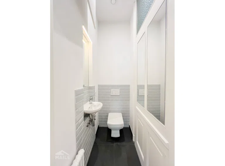 Separates WC