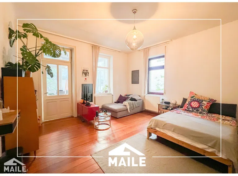 Schlafzimmer 1