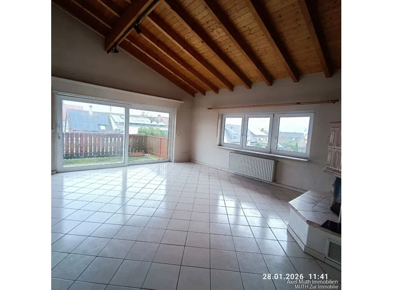 Wohnzimmer mit Kamin