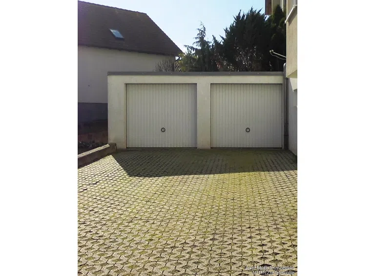 rechte Garage