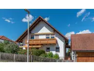 Bild von 3-Zimmer-Dachgeschosswohnung mit Einbauküche und Schwedenofen in ruhiger Wohnungen, in Tiefenbach - Kreis Landshut, 93.40 m², 3.00 Zi., Bj. 1993