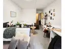 2 Wohn- und Schlafzimmer mit Zugang zur Terrasse