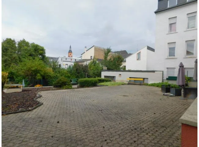 IB12 Hoffläche
