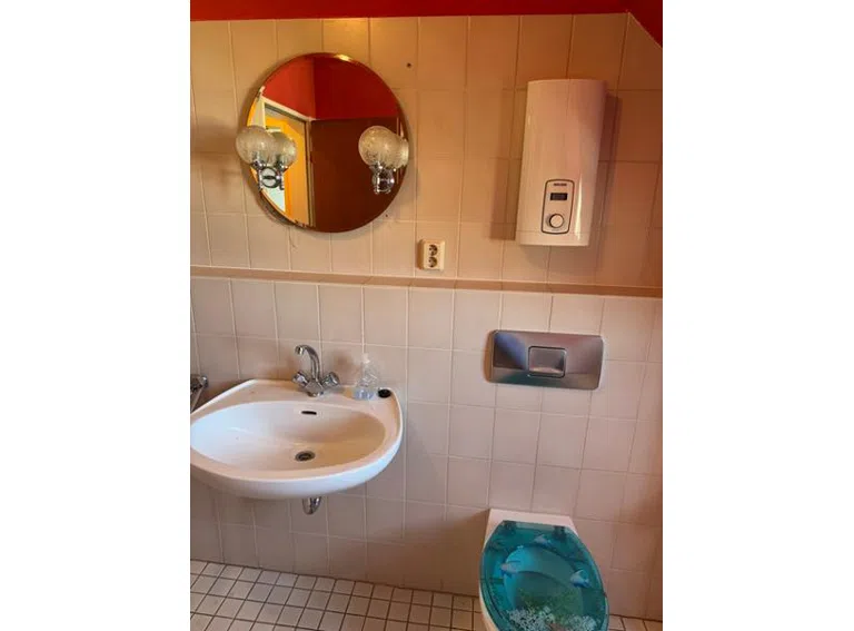 IB8-2 Badezimmer