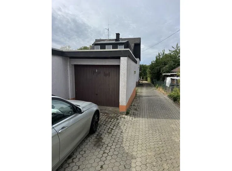 6 Garage