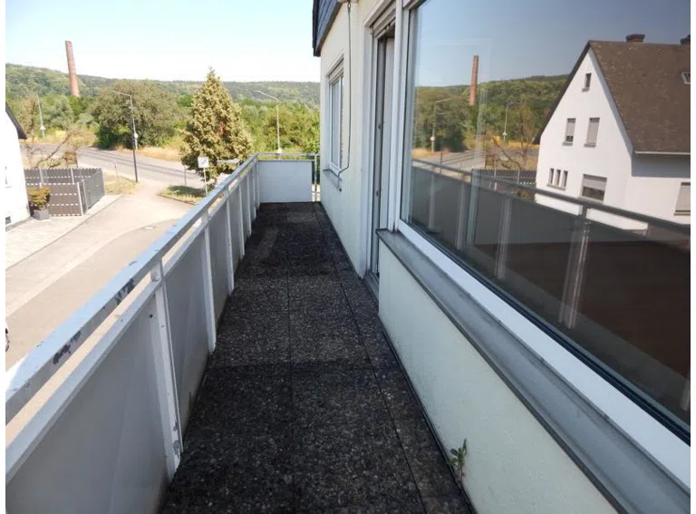 Wohnzimmer Balkon Bild 1
