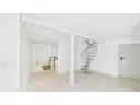 Hell und modern