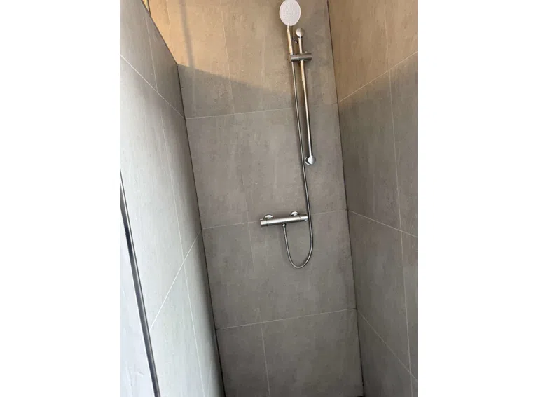 Dusche