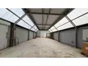 Innenansicht kleine Lagerhalle